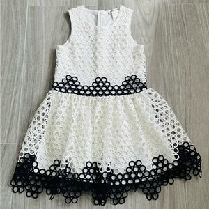 DAVID CHARLES***Gorgeous White + Navy Dress***Size 6 $389
